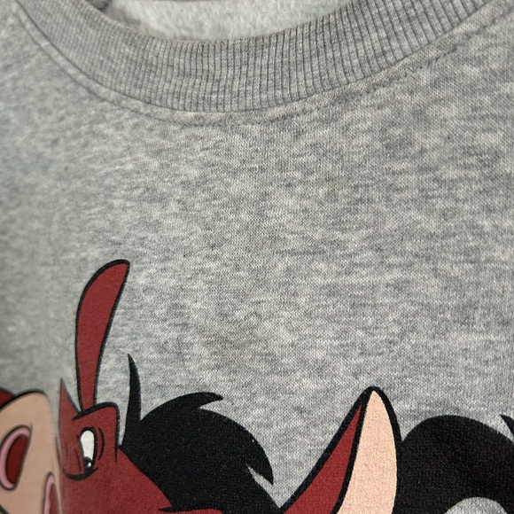 Disney The Lion Kind Pullover Grey Sweater Size L - Picture 3 of 3